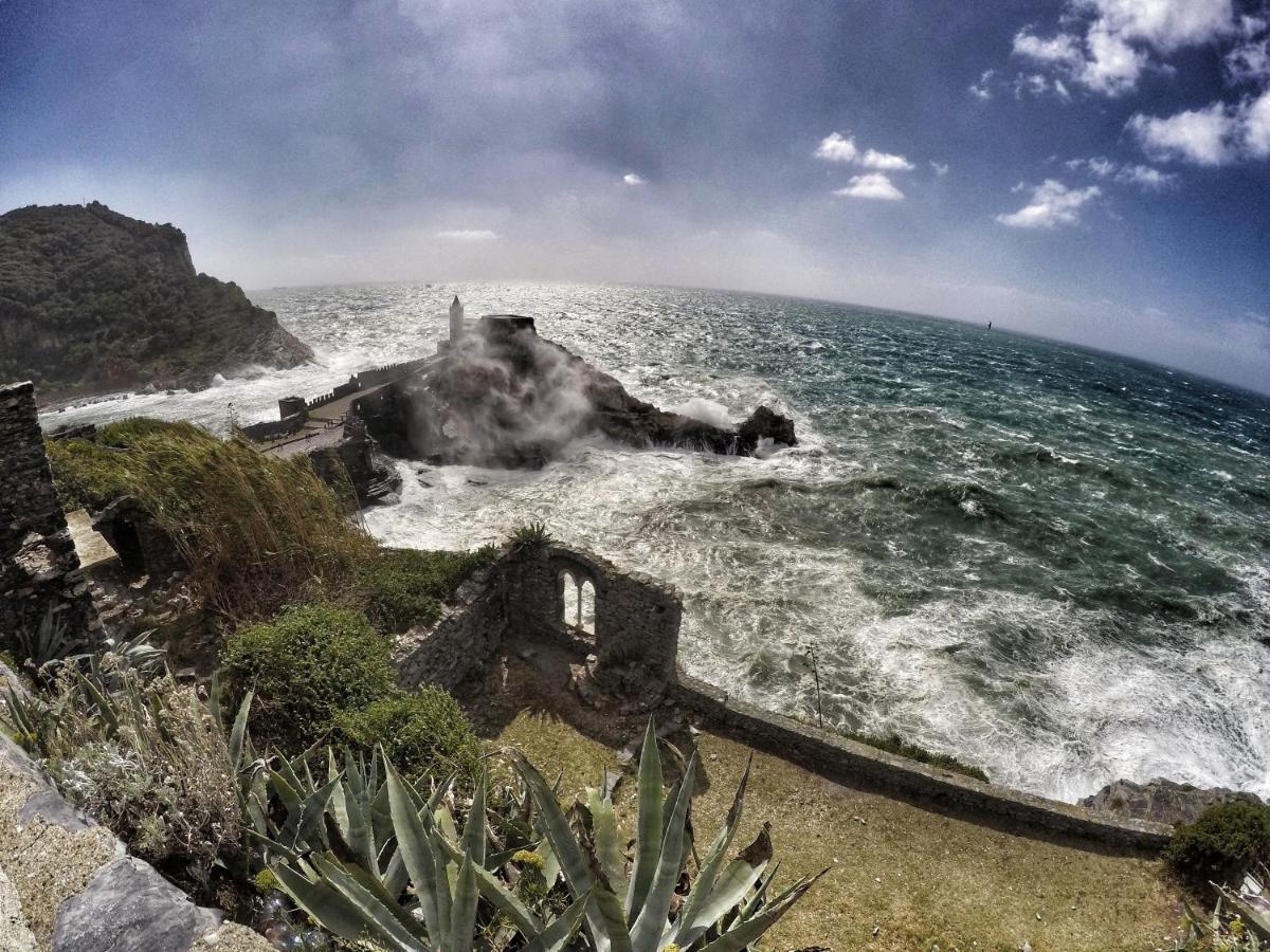 Sea View Apartment In Front Of The Sea Porto Venere Exteriér fotografie