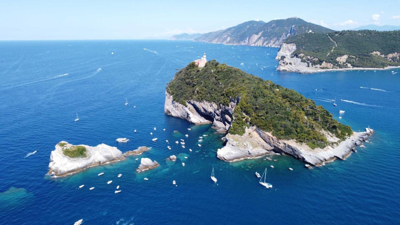 Sea View Apartment In Front Of The Sea Porto Venere Exteriér fotografie