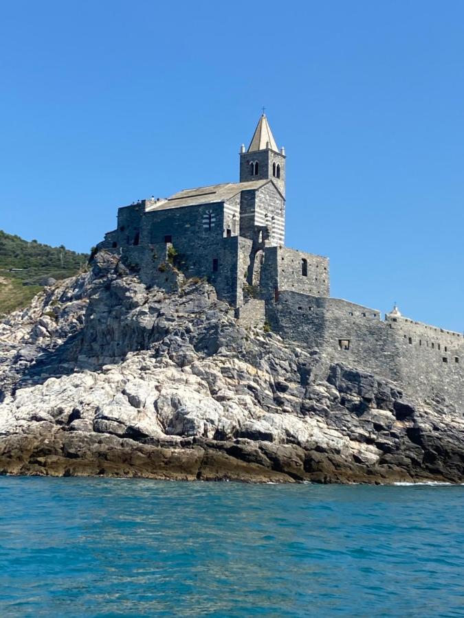 Sea View Apartment In Front Of The Sea Porto Venere Exteriér fotografie